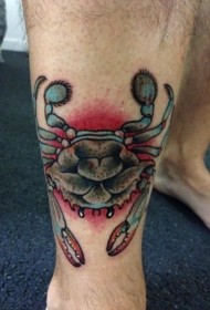 男性腿部水彩色螃蟹纹身图案