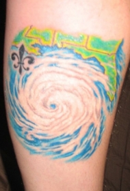 男性手臂彩色龙卷风纹身图案