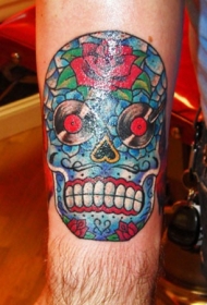 手臂彩色有趣的墨西哥风格骷髅纹身图案