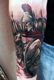手臂彩色逼真的斯巴达军队纹身图案
