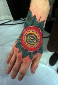 手背school传统风格的花与眼睛纹身图案