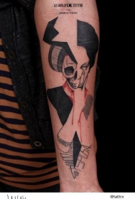 手臂个性神秘骷髅艺妓纹身图案