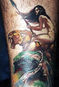 腿部彩色老虎与裸体女孩纹身图案