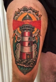 大腿school彩色灯塔与闪电和海浪纹身图案
