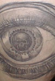 眼球里有骷髅个性纹身图案