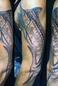 男性手臂海洋钩鱼纹身图案