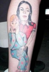 腿部彩色迈克尔·杰克逊纹身图片