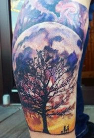 小腿彩色大规模孤独的树与家庭月亮纹身图案