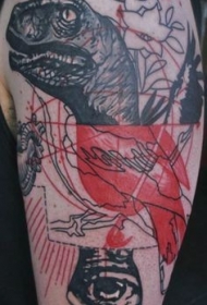 大臂彩色心脏恐龙头花朵手纹身图案