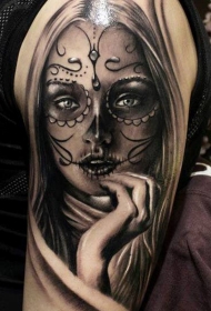 腿部可爱的灰墨色死亡女郎纹身图案