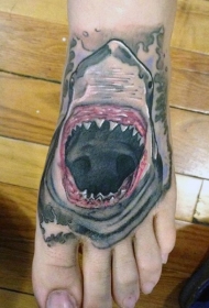 脚背彩绘邪恶的鲨鱼大嘴纹身图案