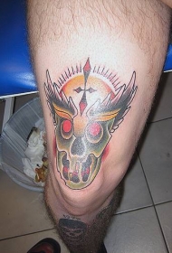 大腿恶魔猫头鹰骷髅纹身图案