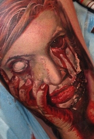 现实彩色恐怖风格血腥怪物女人脸纹身图案