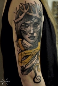 手臂素描风格彩色女人和蛇纹身图案