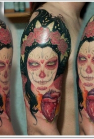 肩部彩色逼真的死亡女神纹身图案