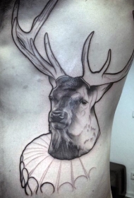 侧肋彩色滑稽鹿纹身图案