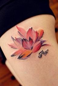 女性腿部水彩色莲花纹身图案