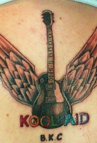 背部带翅膀的吉他纹身图案