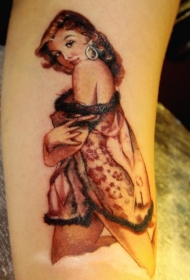 手臂棕色性感女郎纹身图案