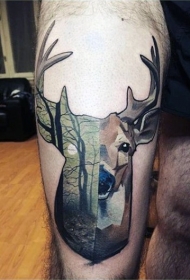 大腿半鹿半森林纹身图案