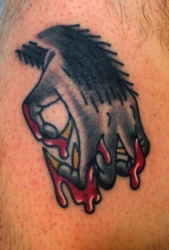 腿部老学校的风格色彩的血腥狼人纹身