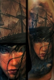 彩色女人脸与帆船结合纹身图案