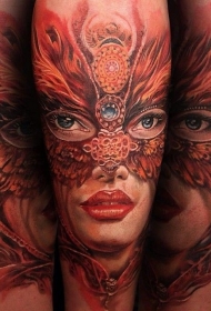 手臂新风格的彩色面具女人纹身图案