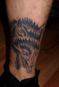腿部灰色有趣的狼纹身图案