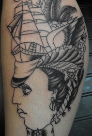 腿部黑色女人头上的海盗船纹身