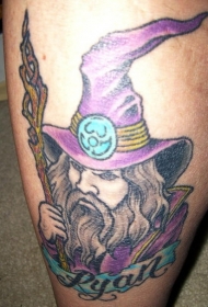个性的紫色老精灵纹身图案