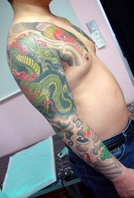 男士花臂半甲日本青龙纹身图案