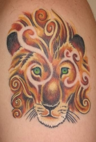肩部彩色狮子头纹身图片