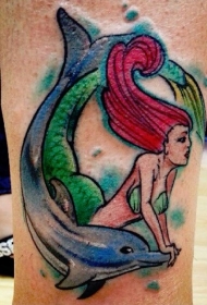 小腿彩色美人鱼与海豚纹身图案
