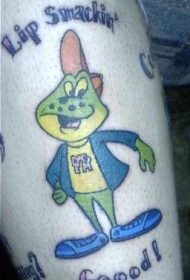 腿部彩色人化的青蛙纹身图案