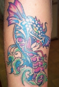 彩色海龙蛇纹身图案