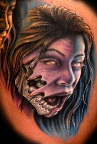 恐怖恶心的恶魔女人脸纹身风格图案