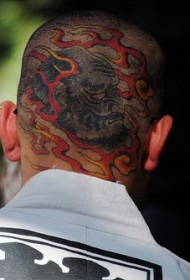 男性头部后脑般若火焰色彩纹身图案