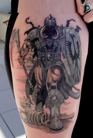 大臂彩色黑暗战士纹身图案
