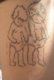 腿部简约有趣的小孩子纹身图案