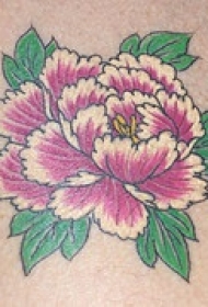 背部华丽的彩色花朵纹身图案