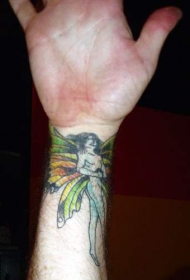 手腕上的五颜六色精灵纹身图案