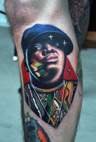 小腿嘻哈明星肖像彩色纹身图案