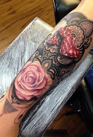 手臂彩色印度教风格钻石玫瑰纹身图案