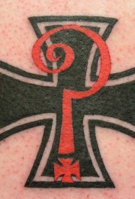 十字架和符号纹身图案