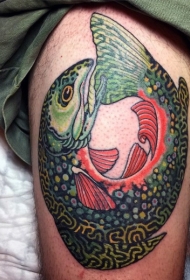 腿部彩色不寻常的怪鱼纹身图案