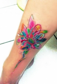 腿部奇妙水彩色莲花纹身图案