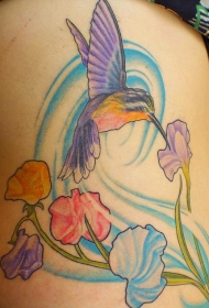 蜂鸟与花蕊彩绘纹身图案