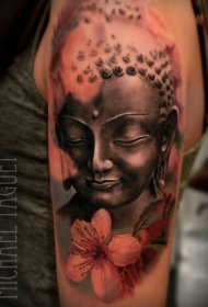 手臂彩色花卉如来佛祖雕像纹身图案