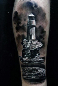 腿部礁石上的灯塔黑白纹身图案