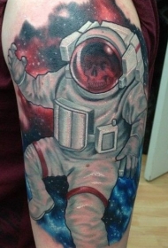 肩部彩色宇航员骨架纹身图案